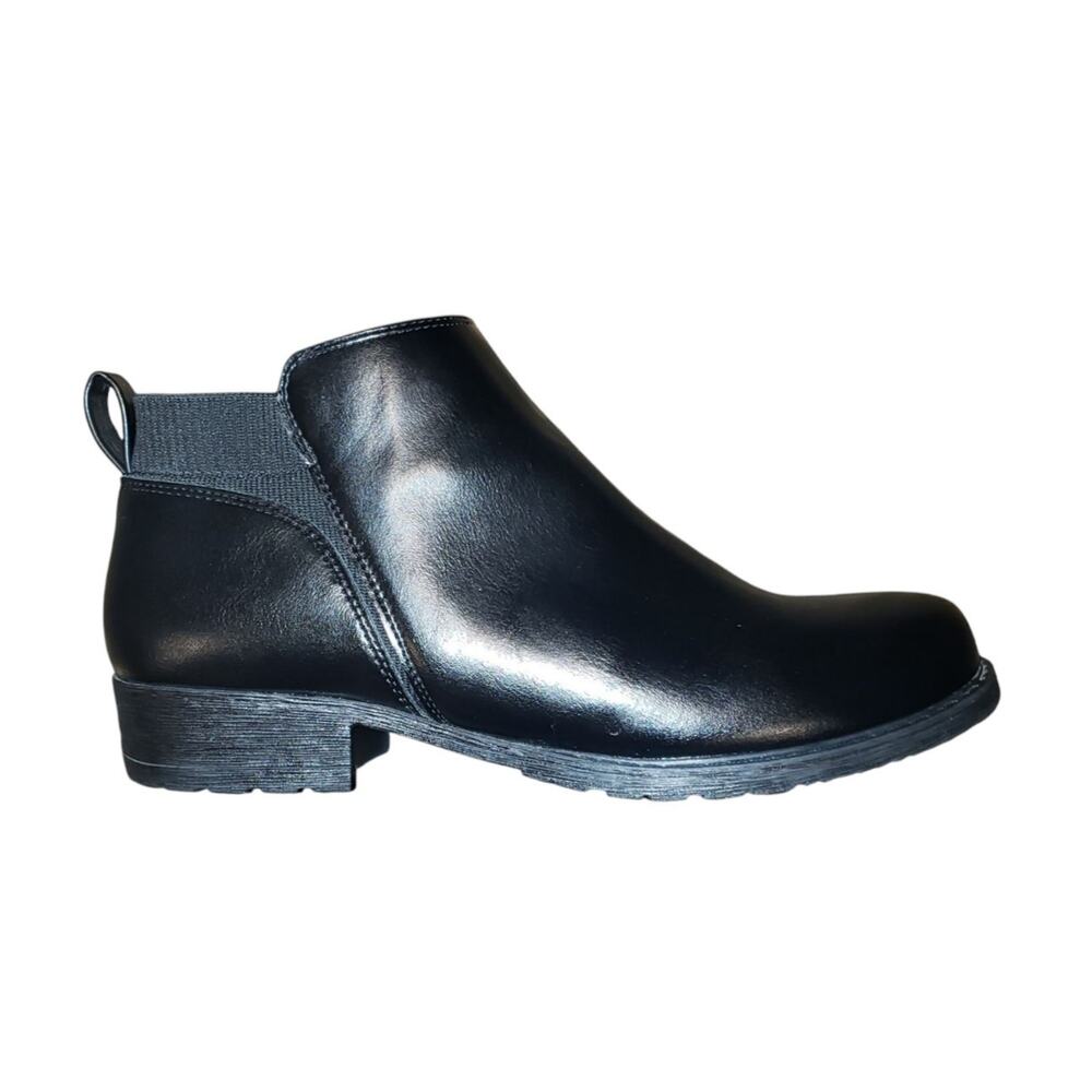 Bacia Black Ankle Boots Womens Size 8 Low Block Heel Zip Minimalist Goth Grunge